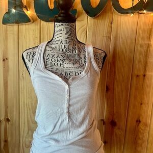 🦋🌼🤍aerie White Ribbed Henley Tank🤍🌼🦋